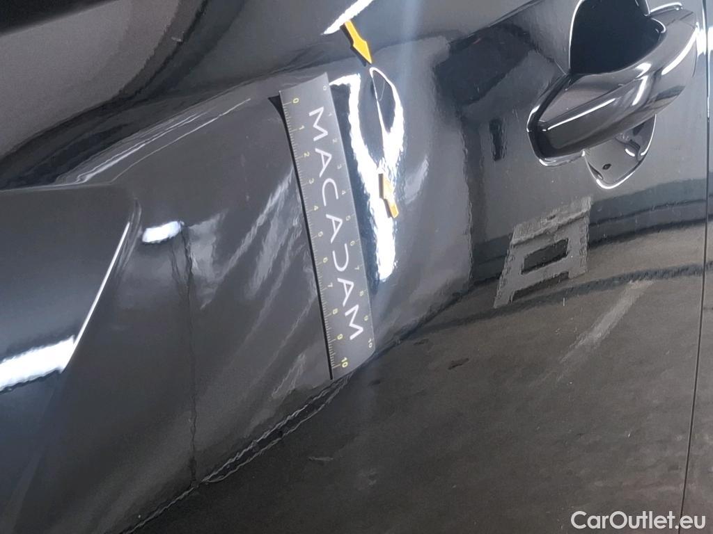  Peugeot  2008 PEUGEOT  / 2019 / 5P / Crossover PureTech 100 S&S ACTIVE BUSINESS #19