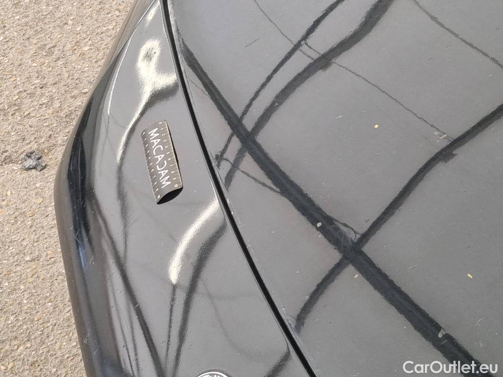  Mercedes  A-Klasse Classe A 5p Berline A 180 d AMG Line 7G-DCT
 #17