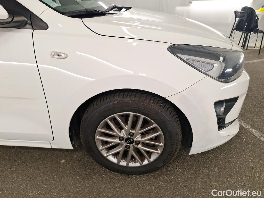  Land Rover  Discovery KIA Rio / 2020 / 5P / Berline 1.0 T-GDI 100 ACTIVE #29