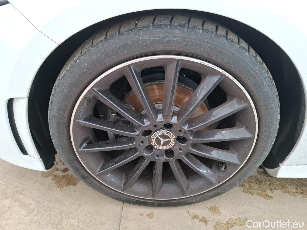  Mercedes  A-Klasse MERCEDES-BENZ Classe A Berline / 2018 / 4P / Berline A 200 AMG Line 7G-DCT #21