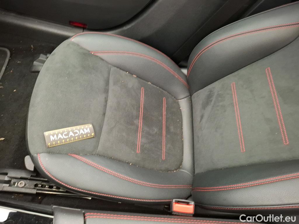  Mercedes  A-Klasse MERCEDES-BENZ Classe A Berline / 2018 / 4P / Berline A 200 AMG Line 7G-DCT #49