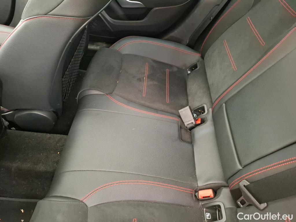  Mercedes  A-Klasse MERCEDES-BENZ Classe A Berline / 2018 / 4P / Berline A 200 AMG Line 7G-DCT #53