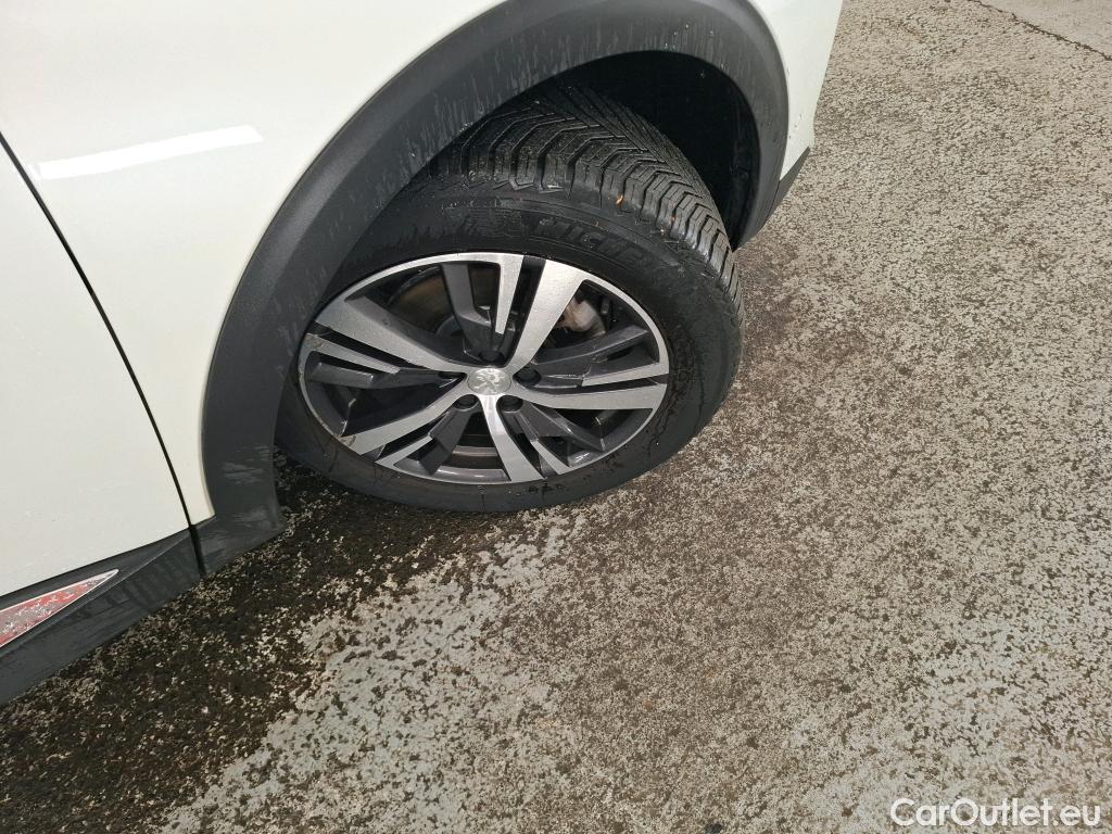  Peugeot  5008  Allure Pack 1.5 HDi 130CV BVA8 7 Sieges E6d #1