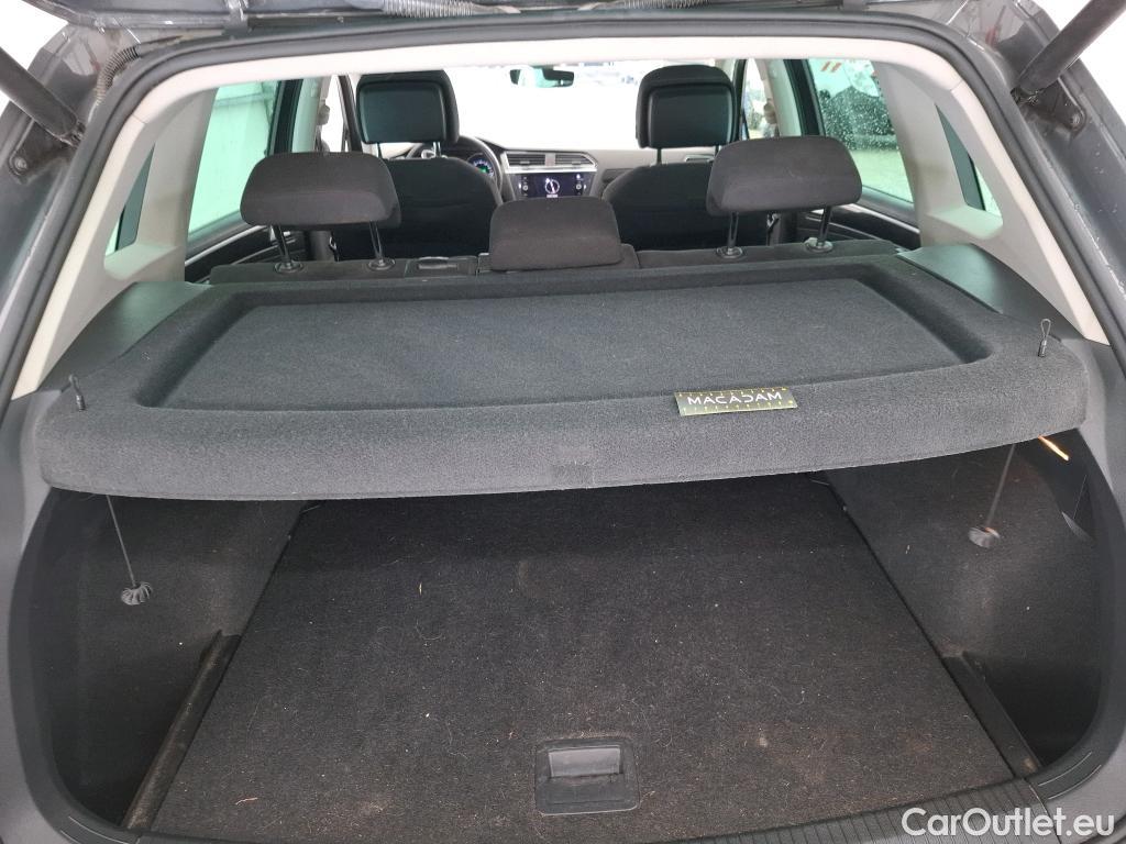  Volkswagen  Tiguan VOLKSWAGEN  / 2020 / 5P / SUV 2.0 TDI 150 DSG7 Life Business #6