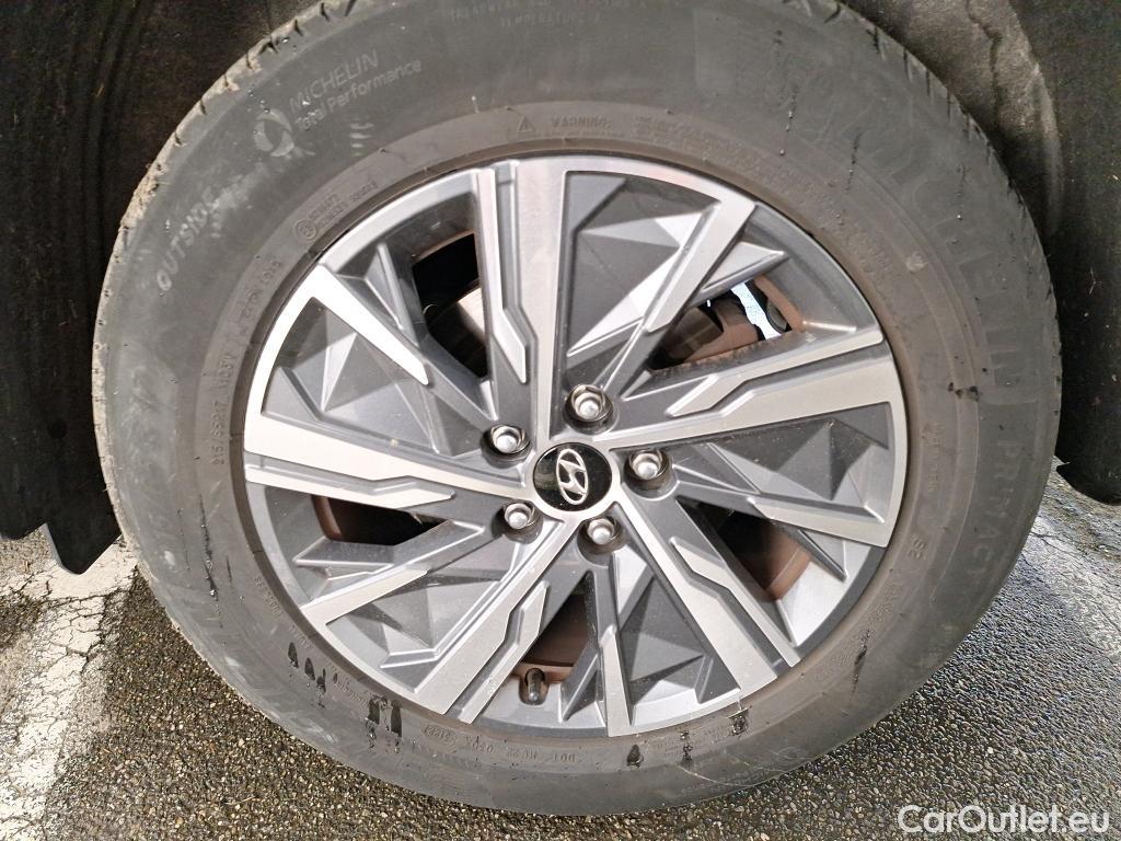  Hyundai  Tucson HYUNDAI  / 2020 / 5P / SUV 1.6 HYBRID 230 CREATIVE #2