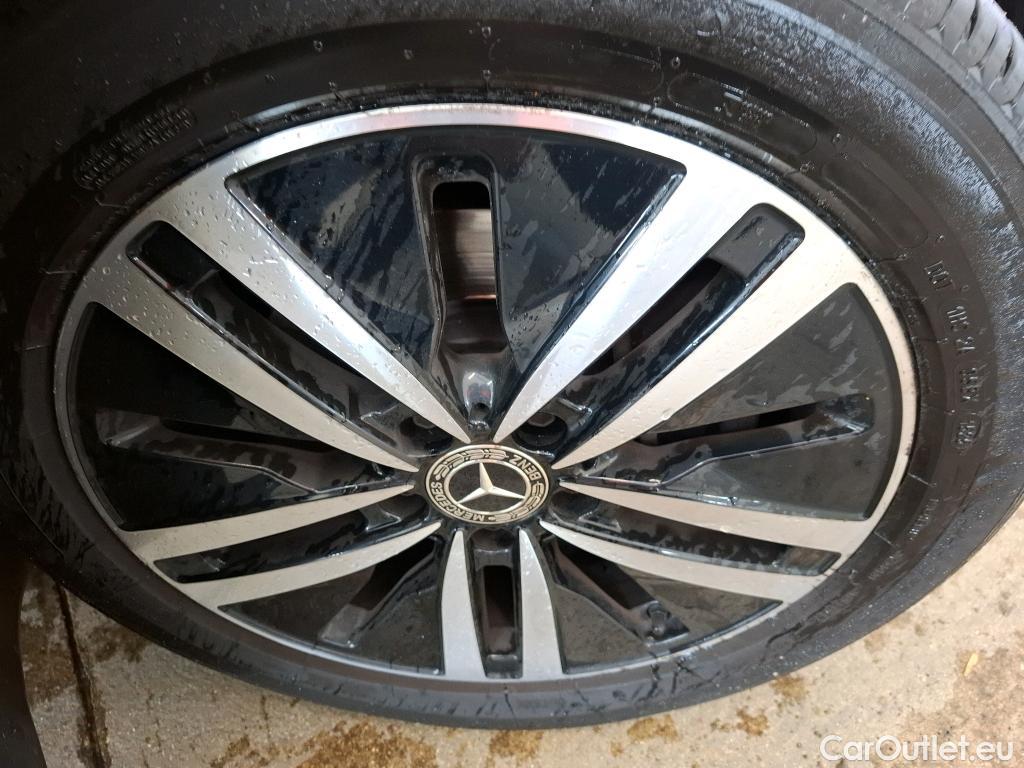  Mercedes  A-Klasse MERCEDES-BENZ Classe A Compact / 2018 / 5P / Berline A 200 d Progressive Line 8G-DCT #11