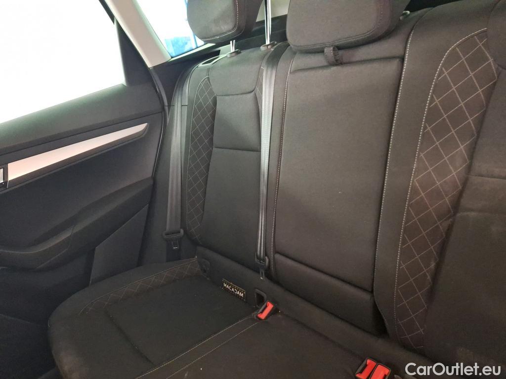  Skoda  Karoq  Business 2.0 TDI 115CV BVA7 E6d / VH SUR PARC #12
