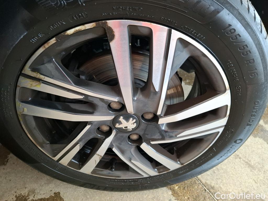  Peugeot  208  Road Trip 1.5 HDi 100CV BVM6 E6d #5
