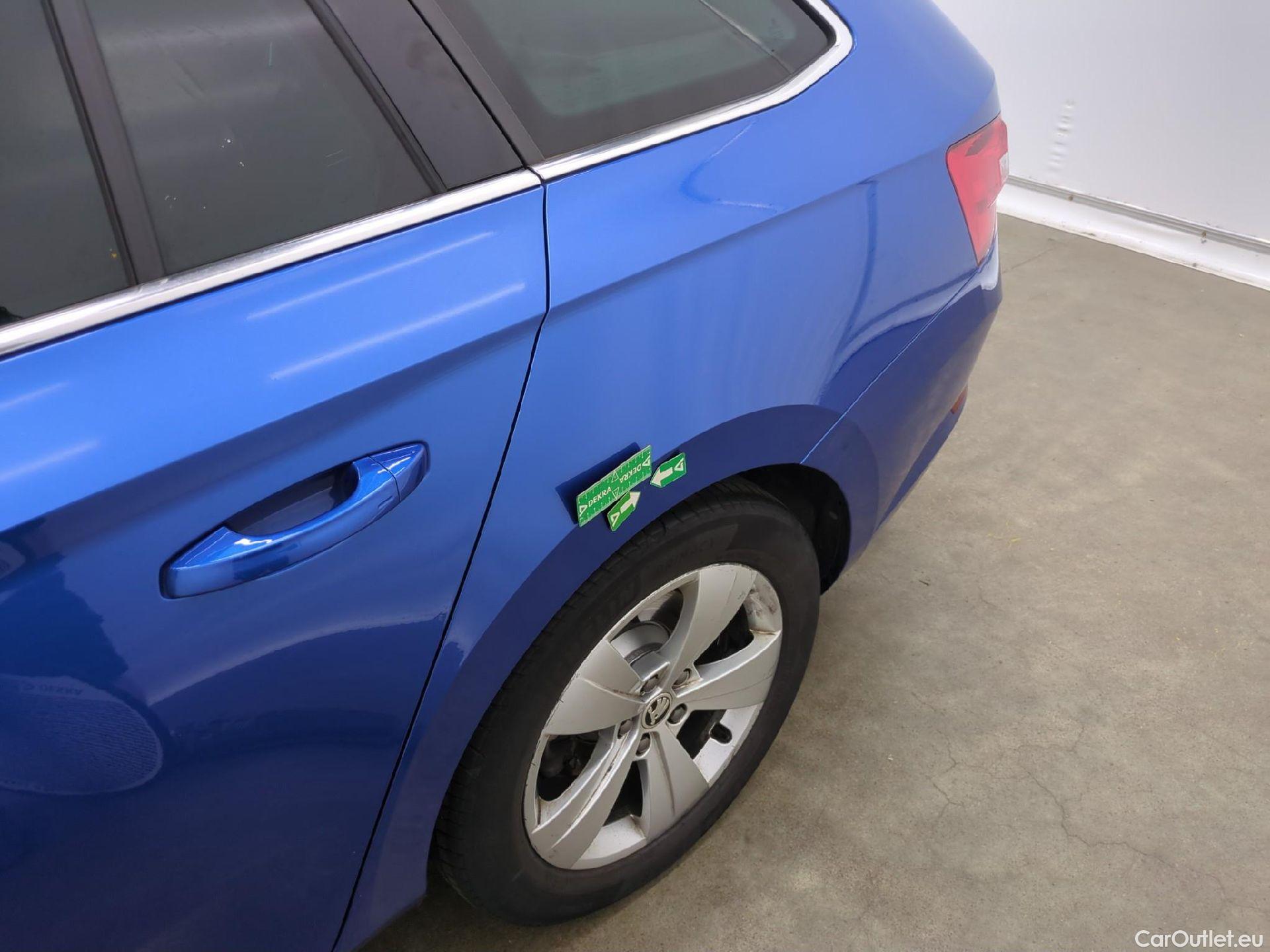  Skoda  Superb  Break Business 2.0 TDI 150CV BVA7 E6dT #25