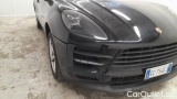  Porsche  Macan 2.0 #22