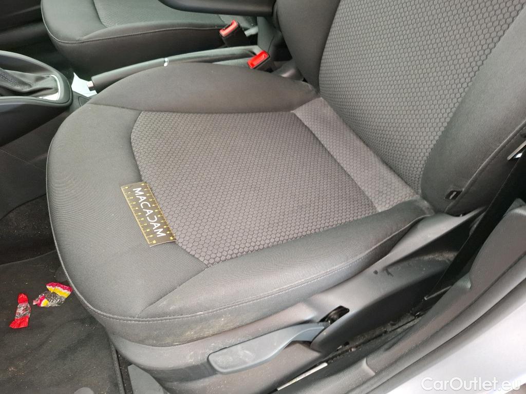  Audi  A1 Sportback  Business Line 1.6 TDI 115CV BVA7 E6 #18