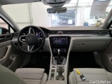  Volkswagen  Passat VOLKSWAGEN  / 2019 / 4P / Berline 2.0 TDI 150 SCR DSG7 ELEGANCE #5