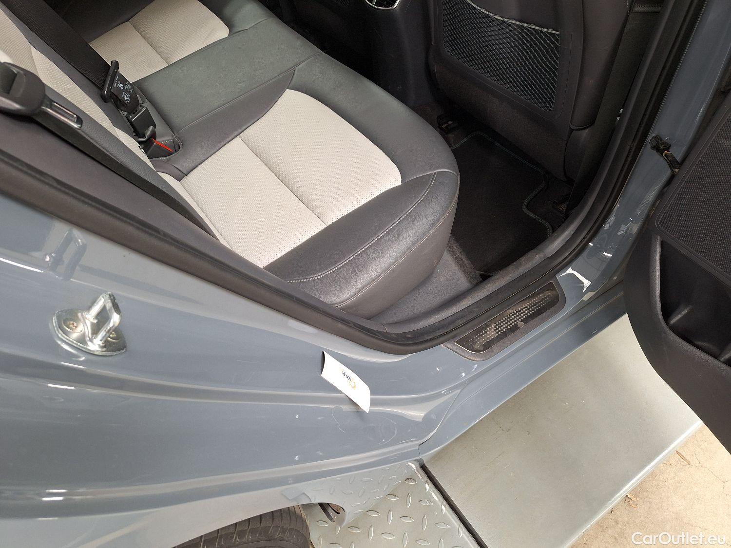  Hyundai   Ioniq Hyundai, FL'19, Hyundai Electric Shine 5d #24