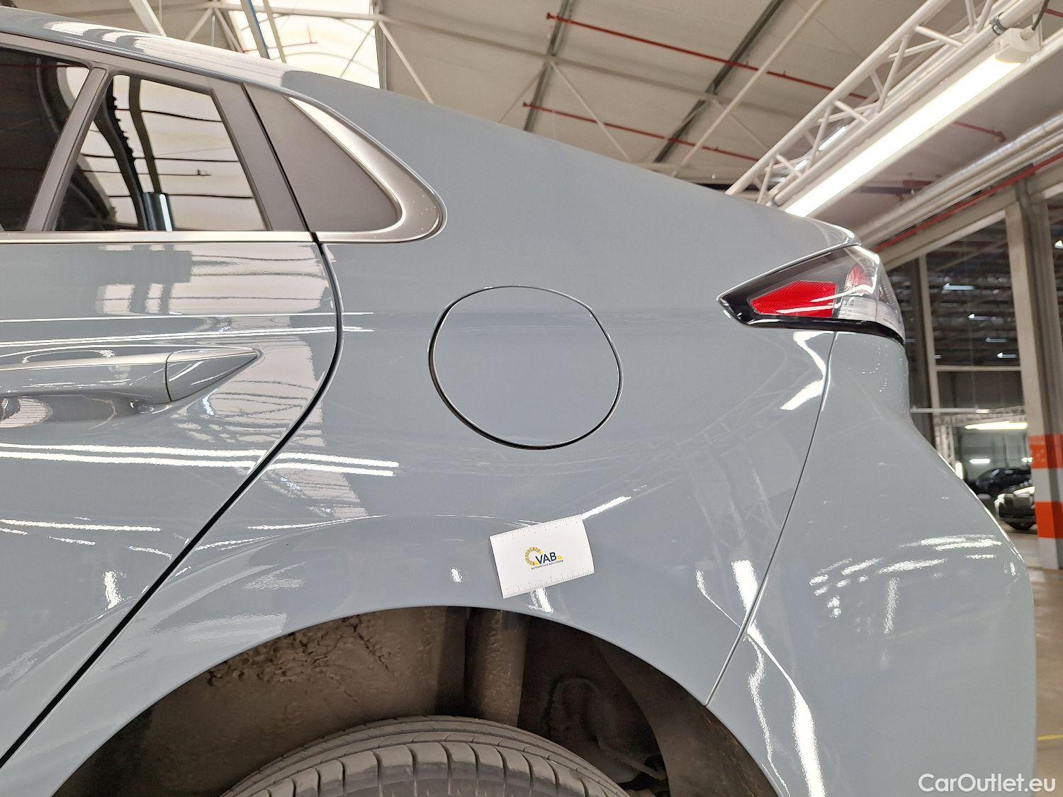  Hyundai   Ioniq Hyundai, FL'19, Hyundai Electric Shine 5d #9