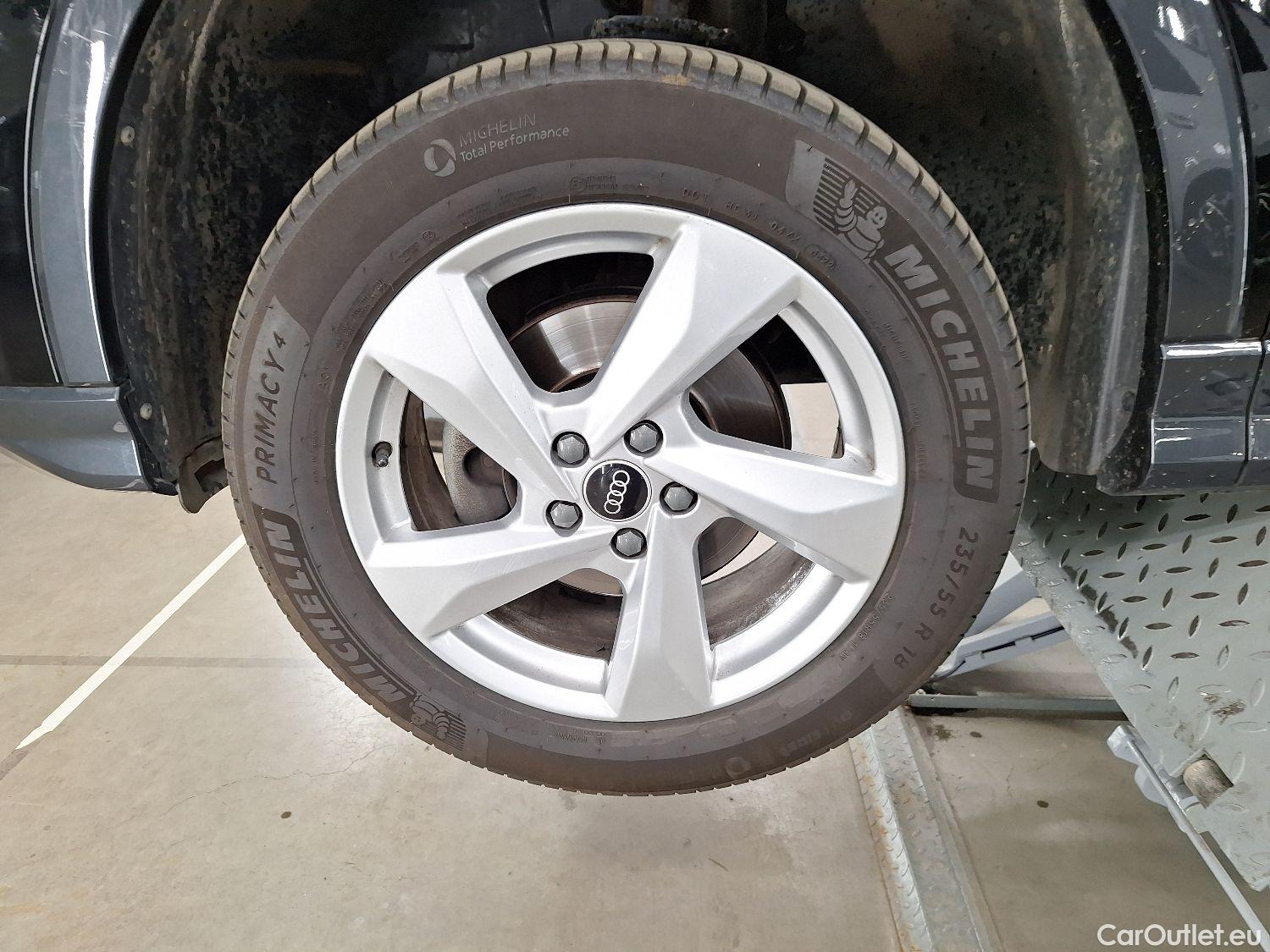  Audi  Q3 Audi,  '18, Audi  35 TFSI S tronic Advanced Business Ed 5d #16
