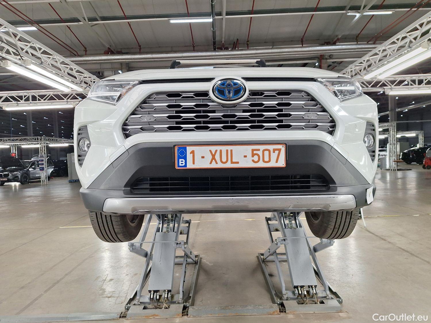  Toyota  RAV4 Toyota,  '18, Toyota  2.5 VVT-i Hybrid Dynamic Plus E-CVT 5d #4