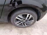  Peugeot  208 Peugeot  1.5 BlueHDi 100 MAN6 S&S Allure 5d #25