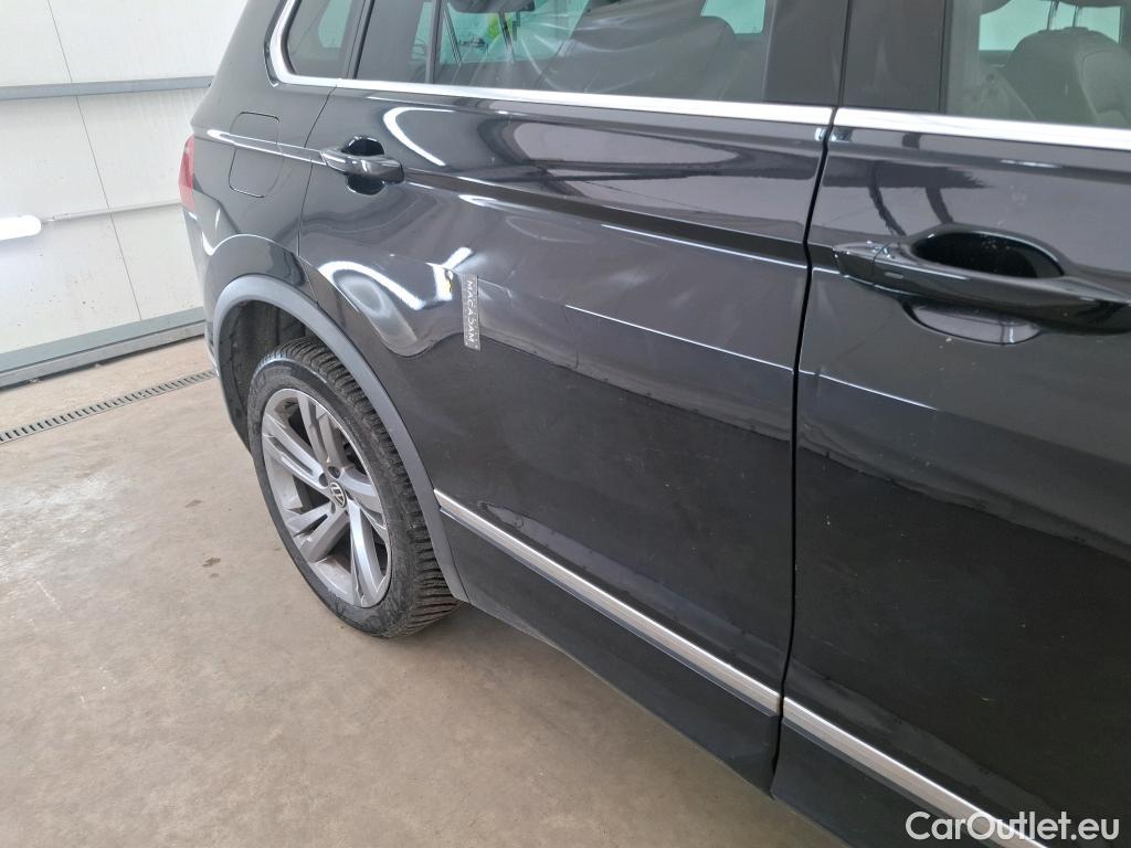  Volkswagen  Tiguan VOLKSWAGEN  / 2020 / 5P / SUV 1.4 eHybrid 245 DSG6 R-Line Exclusive #74