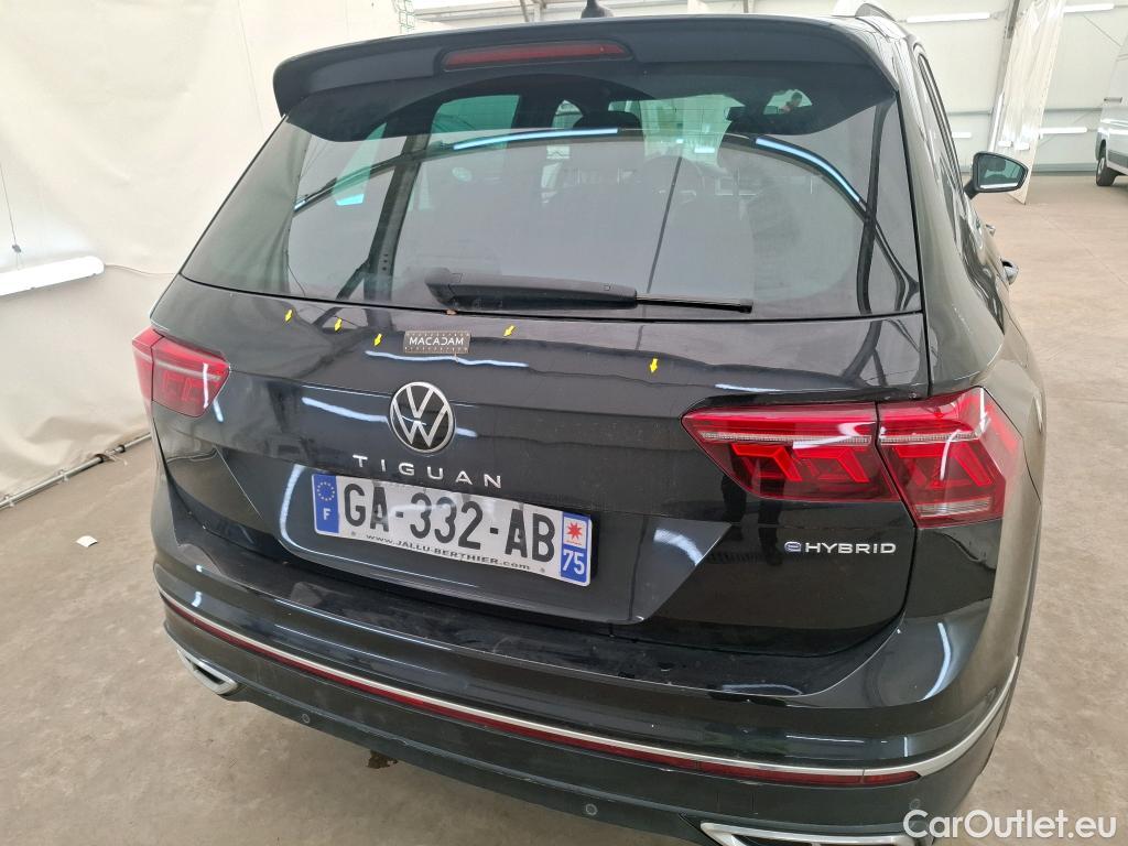  Volkswagen  Tiguan VOLKSWAGEN  / 2020 / 5P / SUV 1.4 eHybrid 245 DSG6 R-Line Exclusive #32