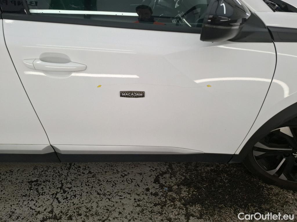  Peugeot  2008  Allure 1.5 HDi 130CV BVA8 E6d #1