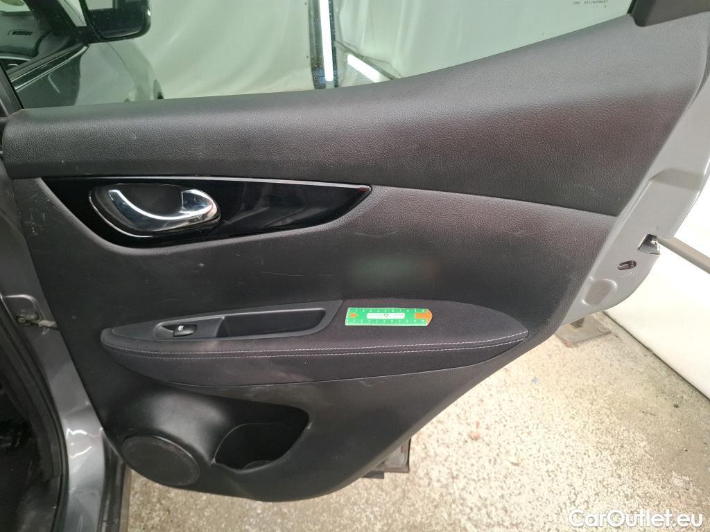  Nissan  Qashqai NISSAN  / 2017 / 5P / Crossover 1.5 DCI 115 Business Edition #9