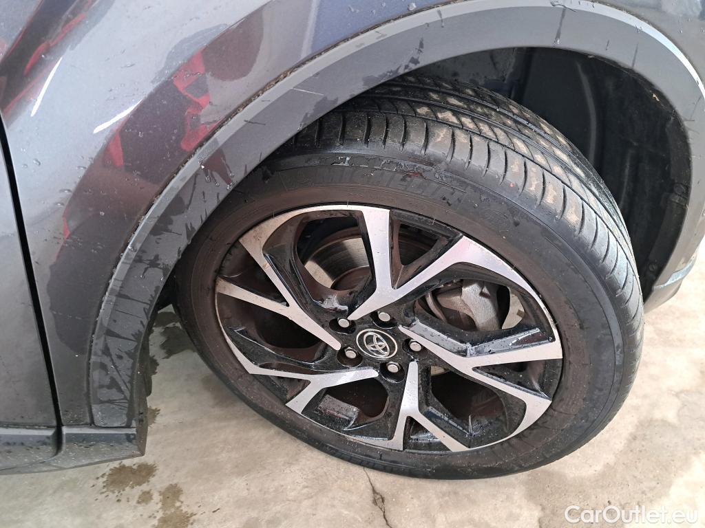  Toyota  C-HR TOYOTA  5p SUV 1.8 HYBRIDE 122 GRAPHIC #12