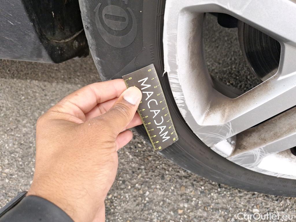  Renault  Clio  IV Business 1.5 dCi 90CV BVM5 E6 #42