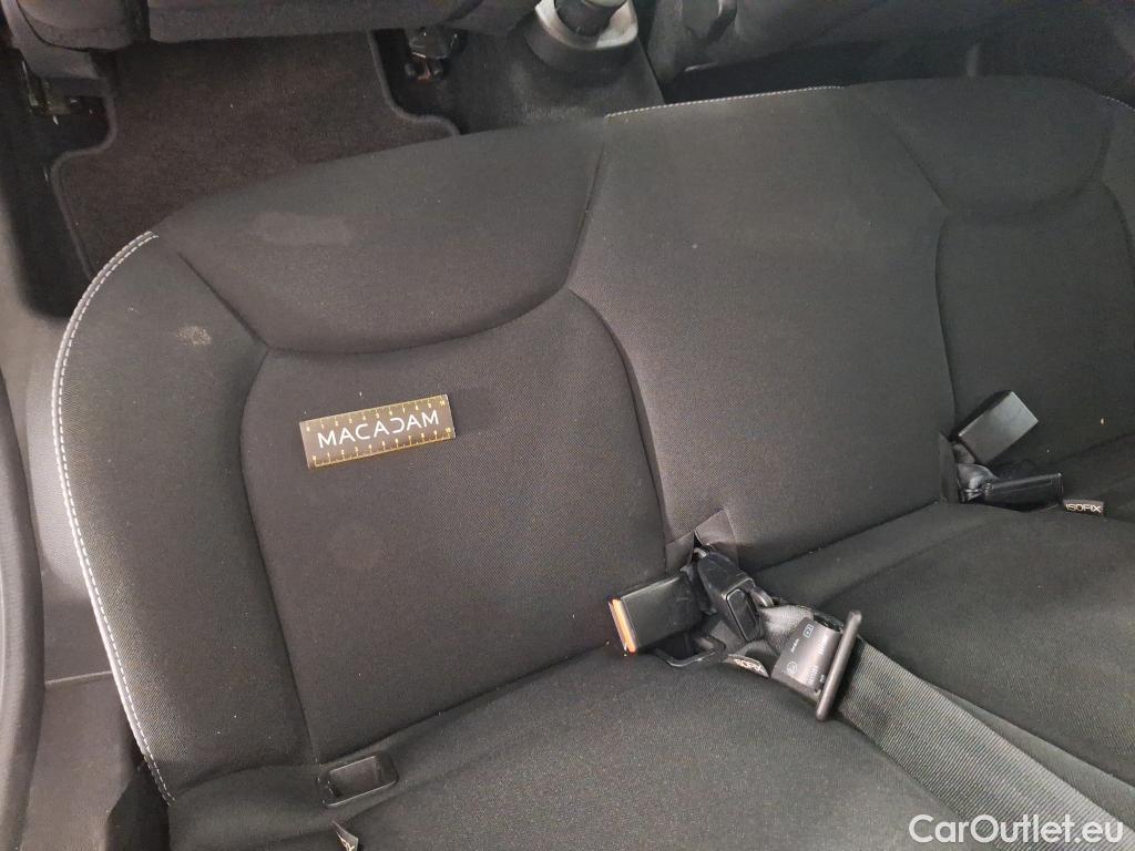  Renault  Clio  IV Business 1.5 dCi 90CV BVM5 E6 #47