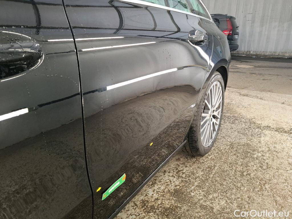  Mercedes  CLA-Klasse MERCEDES-BENZ CLA Shooting Brake / 2019 / 5P / Break CLA 200 d Business Line BA8 #1