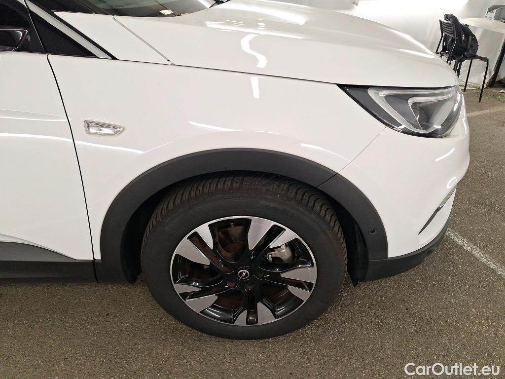  Opel   Grandland X Grandland X Design Line 1.2 Turbo 130CV BVM6 E6d #50
