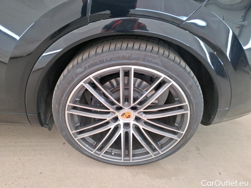  Porsche  Cayenne  E-Hybrid 3.0 460CV BVA8 E6d #2