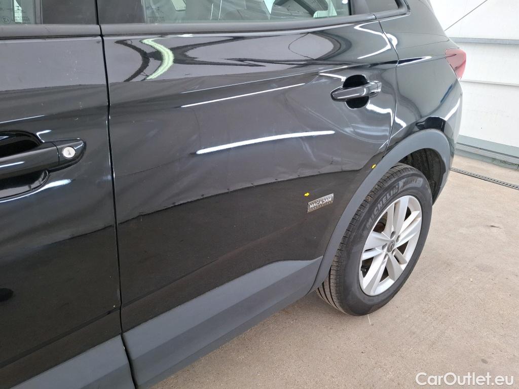  Opel   Grandland X Grandland X Elegance Business 1.2 Turbo 130CV BVA8 E6d #1