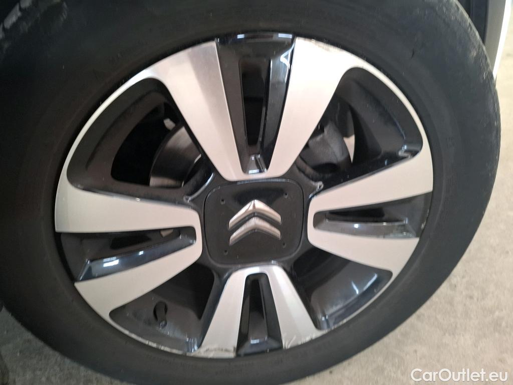  Citroen  C3  Shine 1.2 PureTech 110CV BVM6 E6d #11