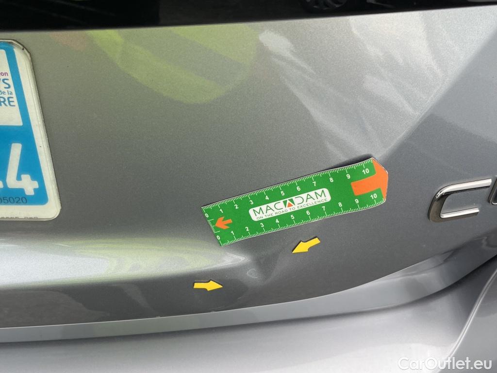  Citroen  C4  Berline Feel Pack 1.5 BlueHDI 130CV BVA8 E6d #1