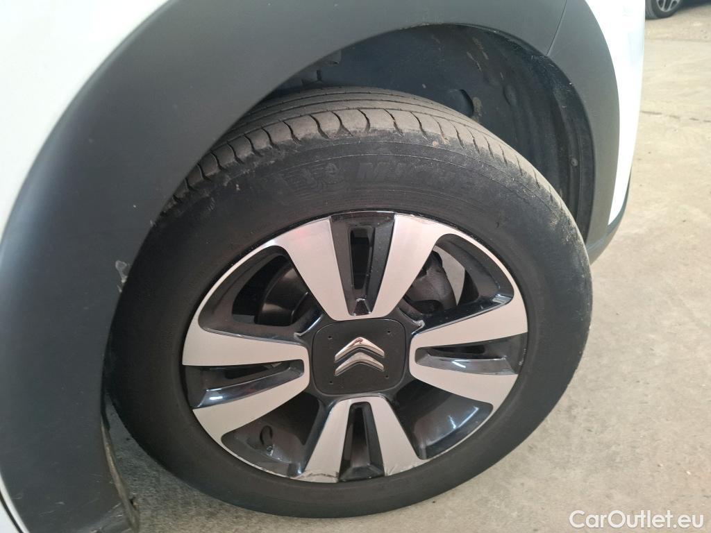  Citroen  C3  Shine 1.2 PureTech 110CV BVM6 E6d #20