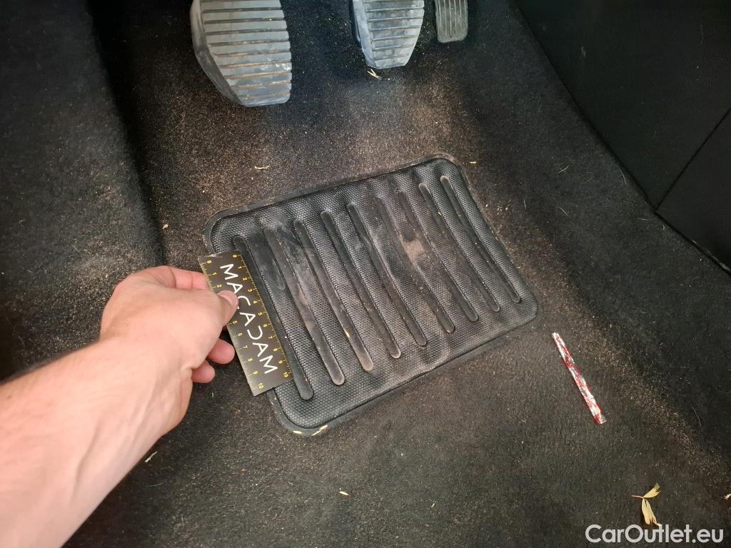  Citroen  C3  Shine 1.2 PureTech 110CV BVM6 E6d #27