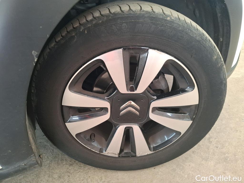  Citroen  C3  Shine 1.2 PureTech 110CV BVM6 E6d #21