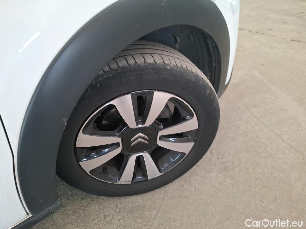  Citroen  C3  Shine 1.2 PureTech 110CV BVM6 E6d #10