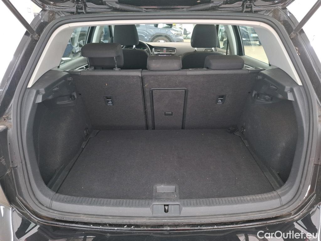  Volkswagen  Golf  VII Berline Confortline Business BMT 1.0 TSI 115CV BVM6 E6dT #38