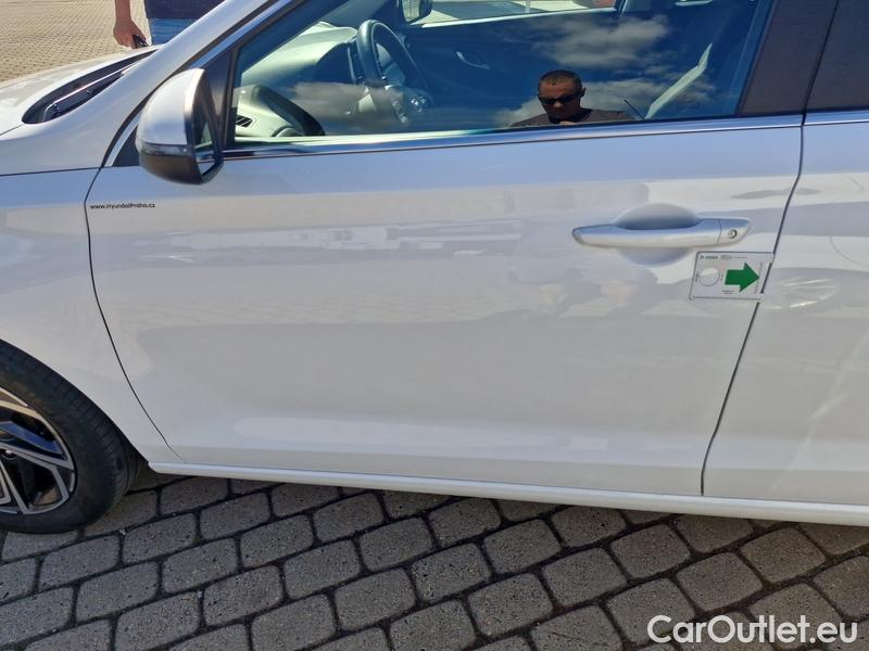  Hyundai  i30   cw (PD)(2017->)  kom.1.6CRDi 115 Smart #5