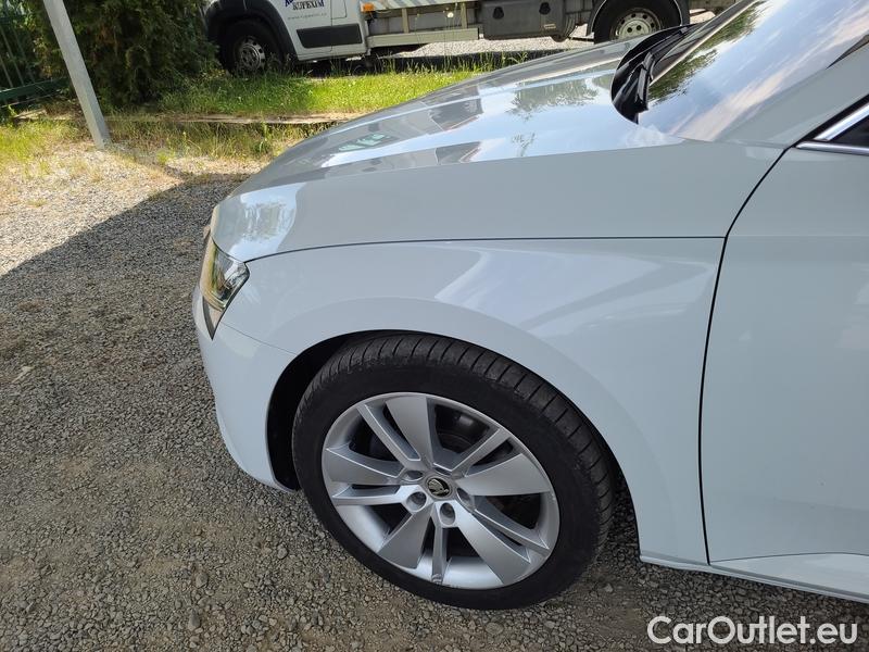  Skoda  Superb  Combi (3V5)(2015) Sup.C.FL2.0TDI 110 Style AT #5