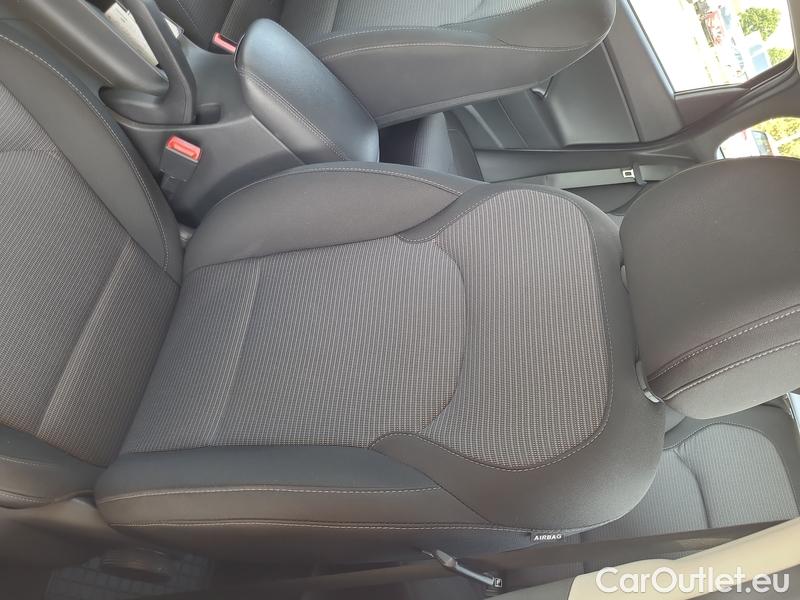  Hyundai  i30  (PD)(01.2017  ->)  kom.1.0TGDI Family Comf #7