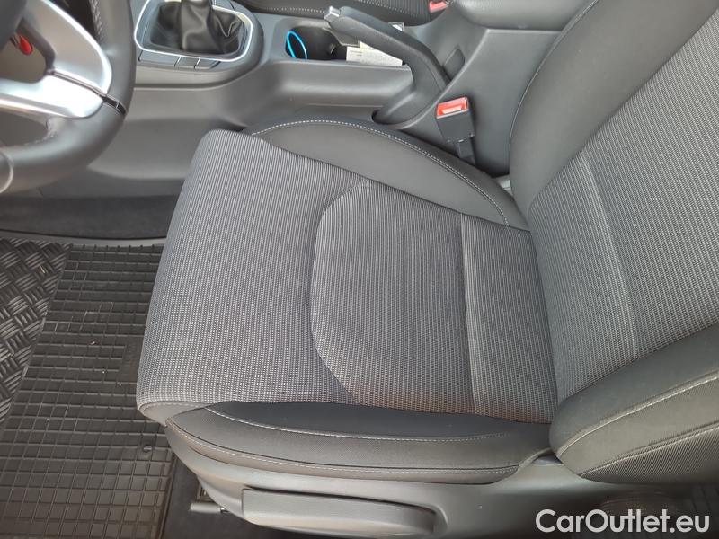  Hyundai  i30  (PD)(01.2017  ->)  kom.1.0TGDI Family Comf #6
