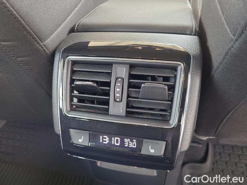  Skoda  Superb  Combi (3V5)(2015) Sup.C.FL2.0TDI 110 Style AT #12