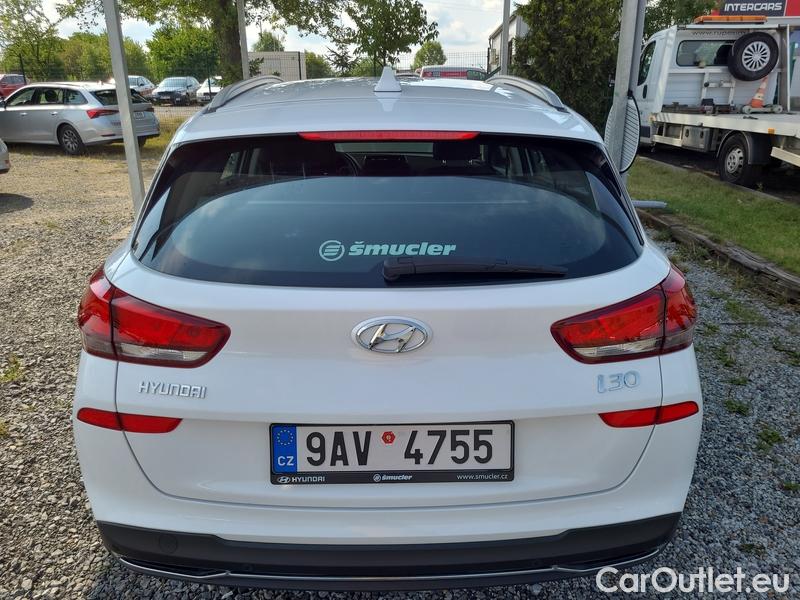  Hyundai  i30  (PD)(01.2017  ->)  kom.1.0TGDI Family Comf #10