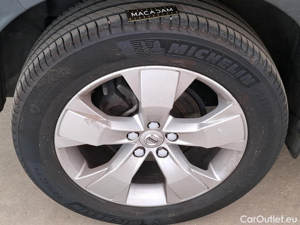  Volvo  XC 40 XC40 Momentum 2WD 2.0 D3 150CV BVA8 E6dT #16