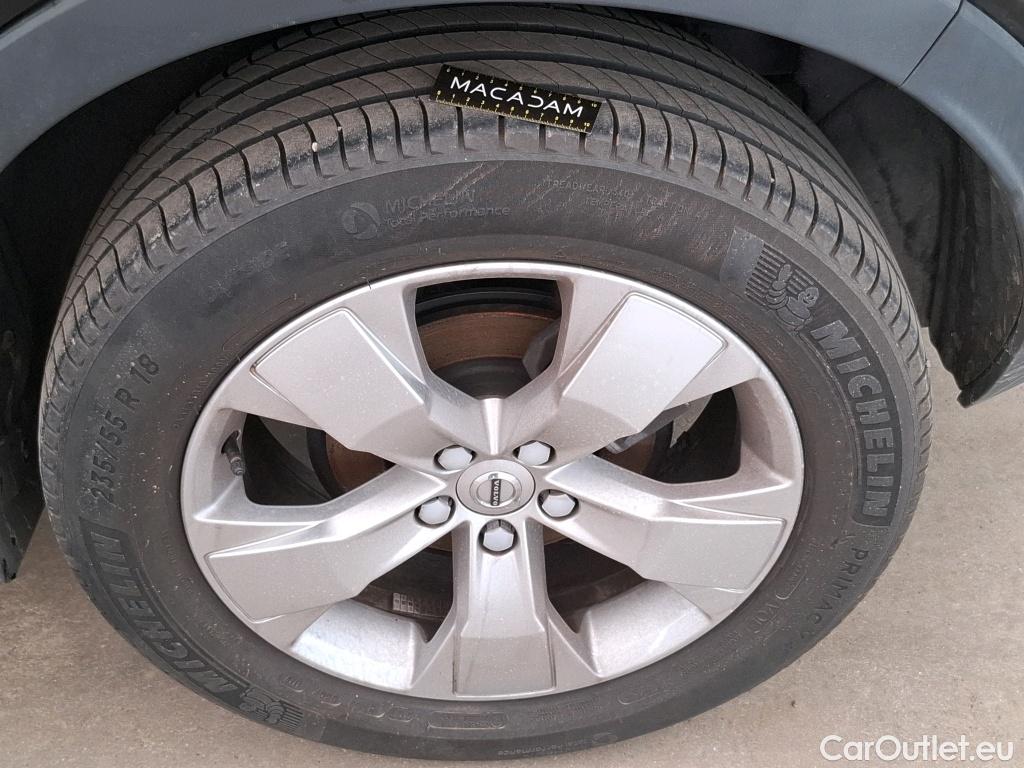  Volvo  XC 40 XC40 Momentum 2WD 2.0 D3 150CV BVA8 E6dT #13