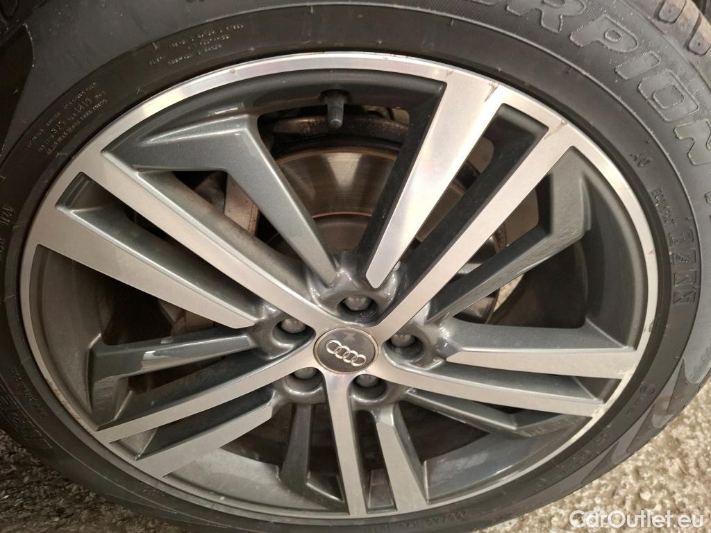  Audi  Q5 AUDI  5p SUV 40 TDI 190 QTT S TRONIC 7 S LINE #2