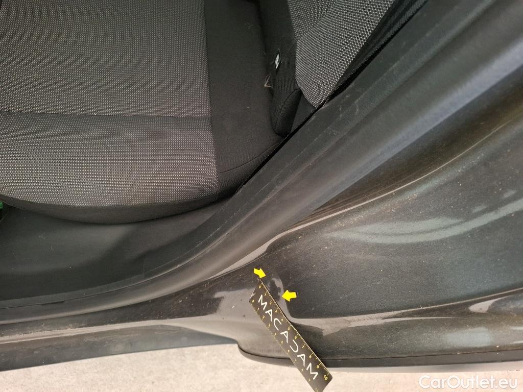  Citroen  C4 Cactus  Feel Business 1.2 PureTech 110CV BVM6 E6d #4