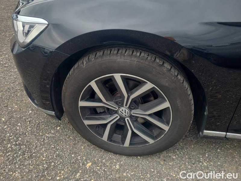  Volkswagen  Passat  Variant (CB5) (2019) Pas.Var.2.0TDI 110 HL AT #10